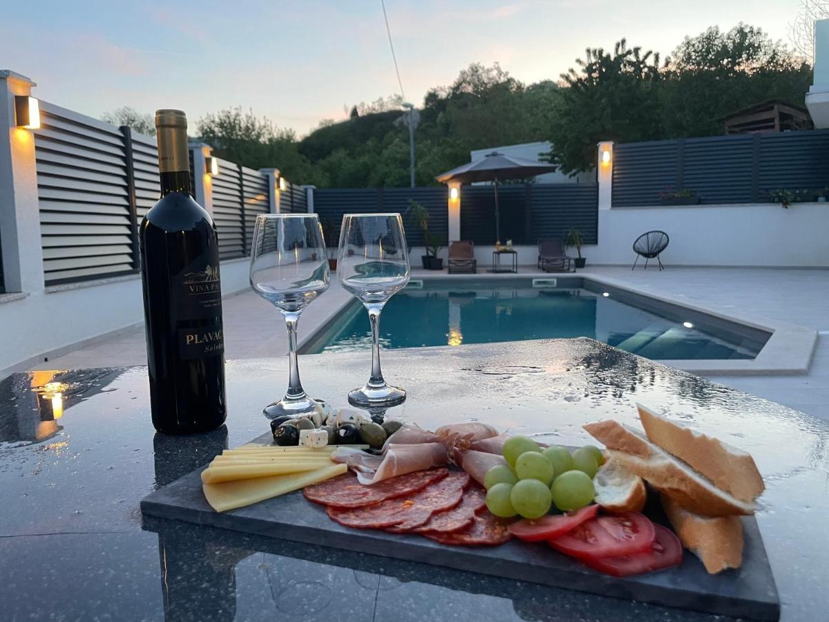 Villa Water Spring Hrvace Exterior foto